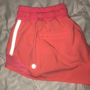 Lululemon Hotty Hot Short *2.5